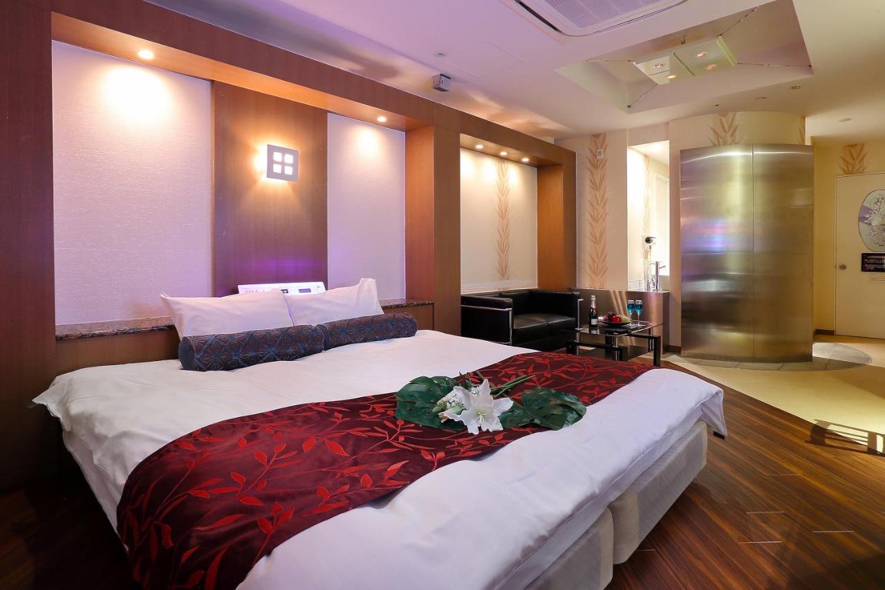 Hotel Axis -アクシス- (Adults Only) أوساكا المظهر الخارجي الصورة